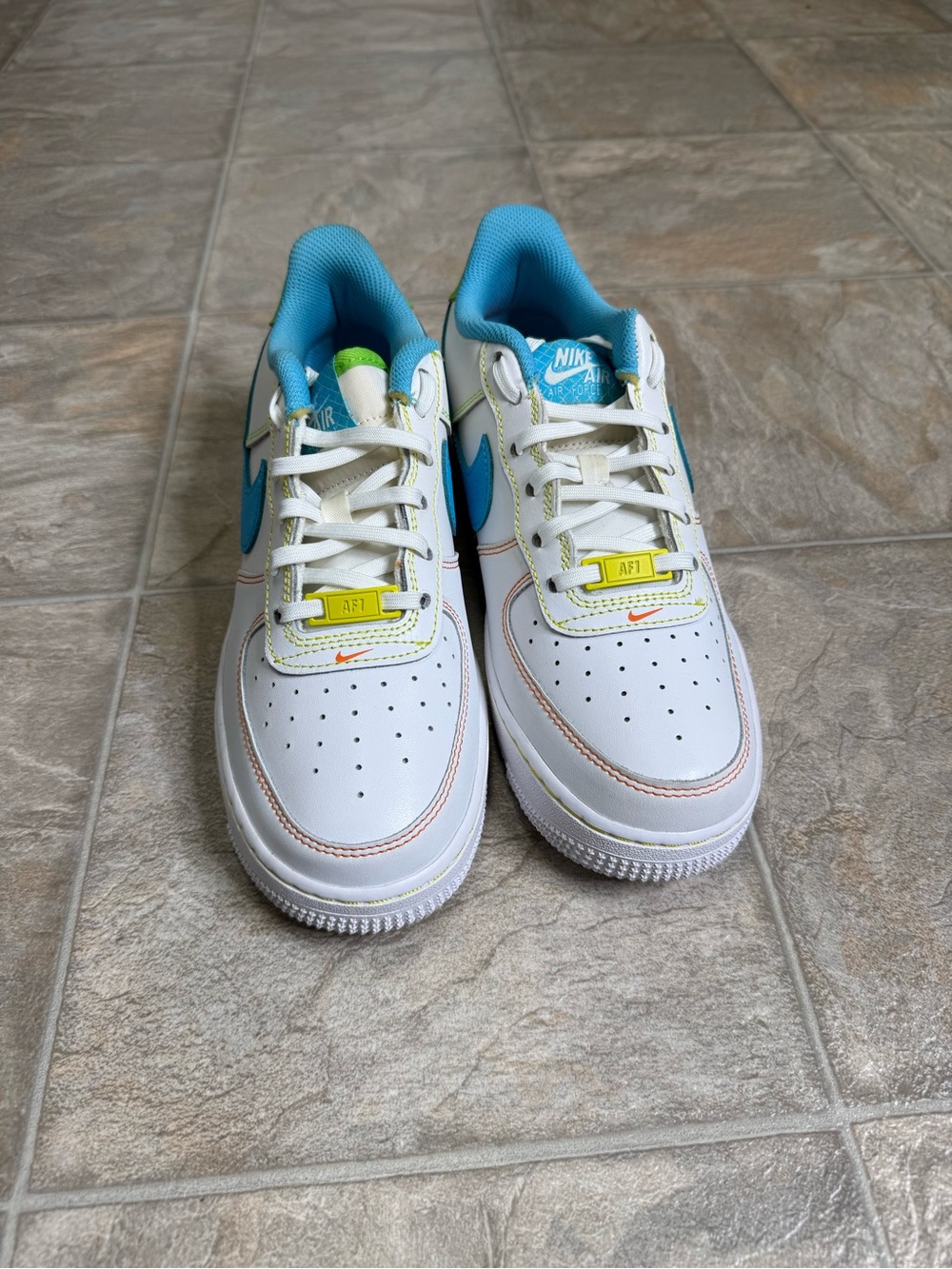 Nike Air Force 1 Low White Rainbow Stitch GS Shoe Size 6 White FJ4614-100 NWOT